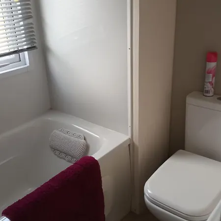 3 Bedroom Caravan St Osyth Beach Holiday Park With Free Wifi And Parking Great Clacton Exterior photo