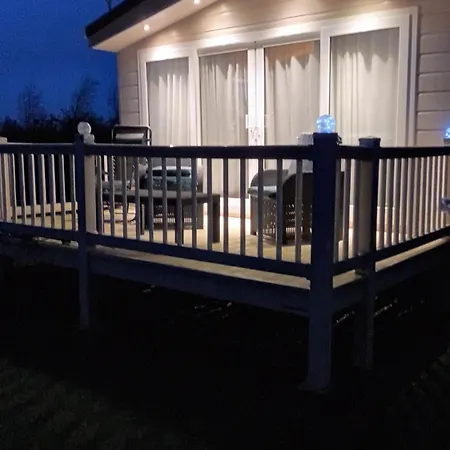 3 Bedroom Caravan St Osyth Beach Holiday Park With Free Wifi And Parking Great Clacton Exterior photo