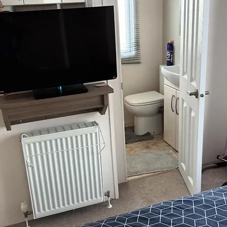 3 Bedroom Caravan St Osyth Beach Holiday Park With Free Wifi And Parking Great Clacton Exterior photo