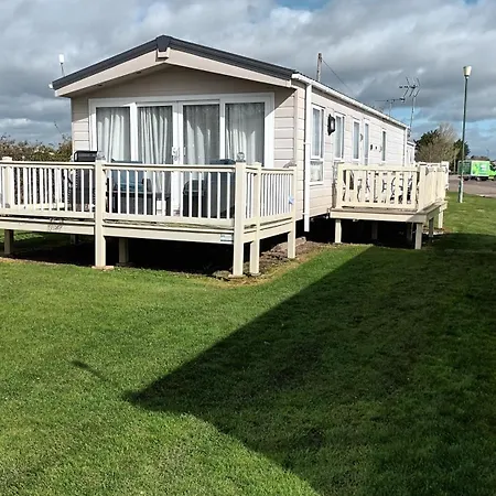 3 Bedroom Caravan St Osyth Beach Holiday Park With Free Wifi And Parking Great Clacton Exterior photo